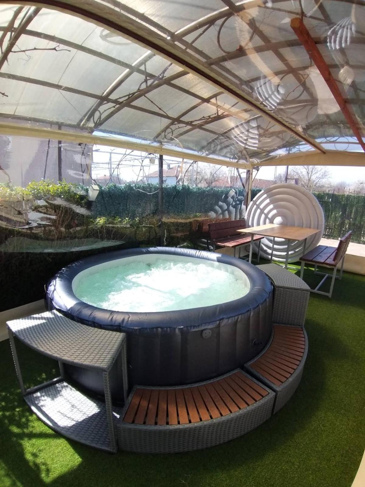 Guest House Valiland Bulgarevo Ngoại thất bức ảnh