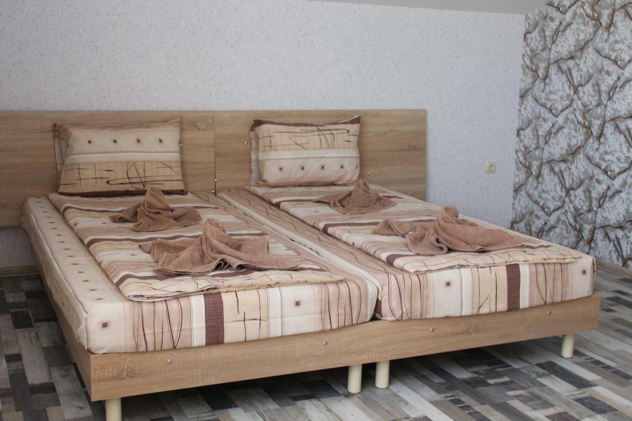 Guest House Valiland Bulgarevo Ngoại thất bức ảnh